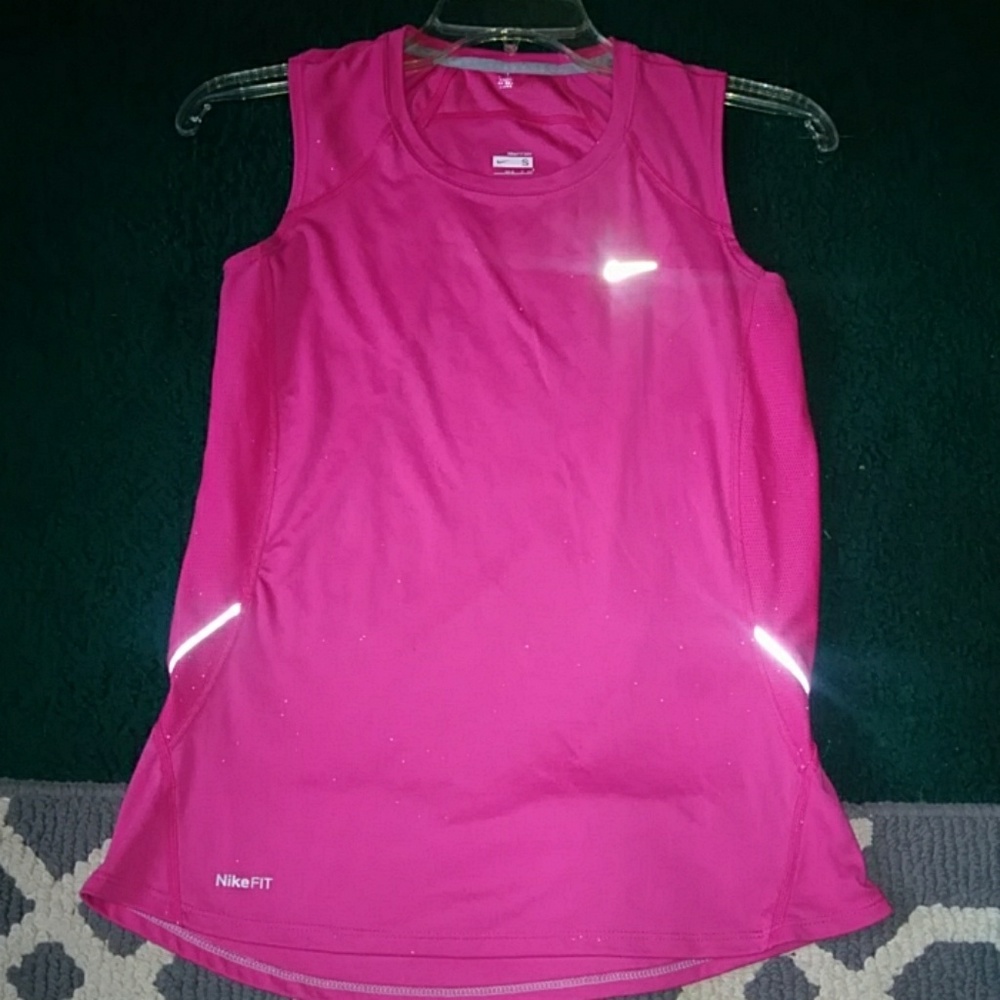 Nike sleeveless tank